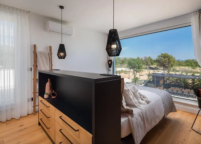 Promissa Terra Dubrava (Sibenik-Knin)